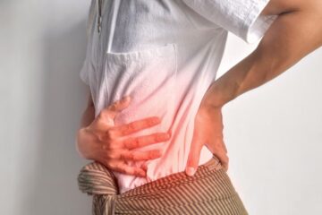 Sintomas da Cólica Renal: Dor Intensa ao Urinar e Mais